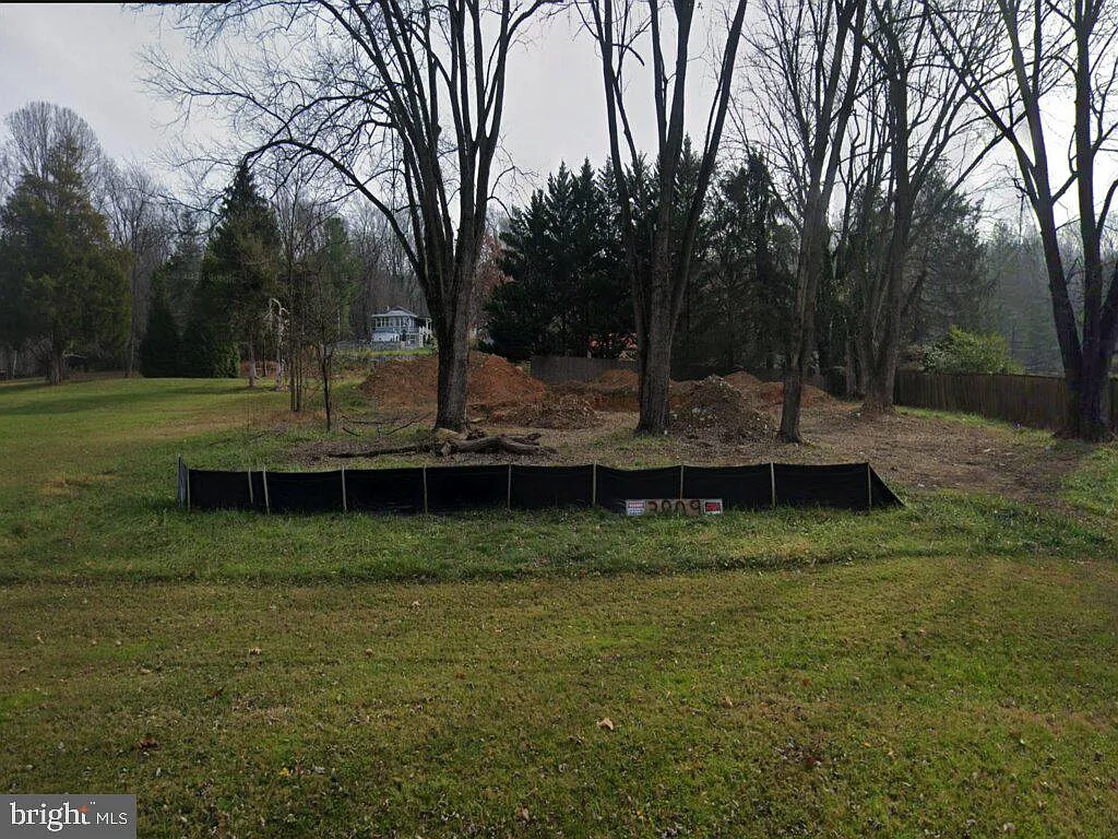3809 Chestnut Grove Rd photo 1