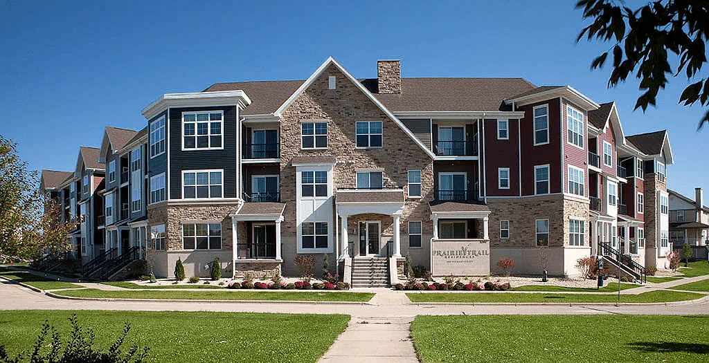 Prairie Trails Residence — Photo 1