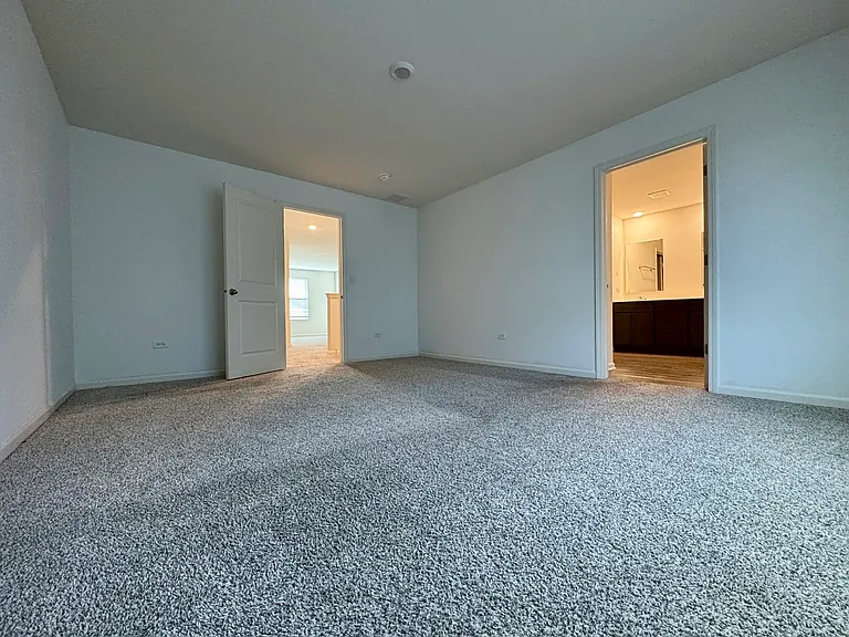 13520 S Carmel Blvd — Photo 8