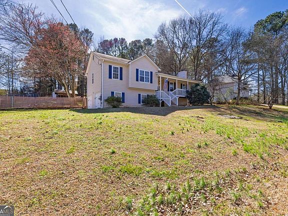 2nd image of 360 S Red Oak Way
