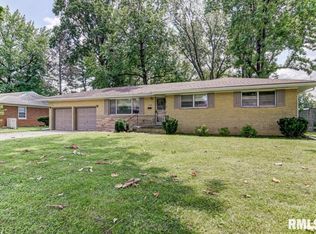 1920 Parkview Dr, Springfield, IL 62704