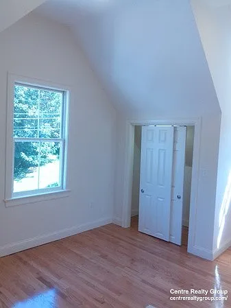 1 bed, 1.0 bath, $2,500 — Photo 2