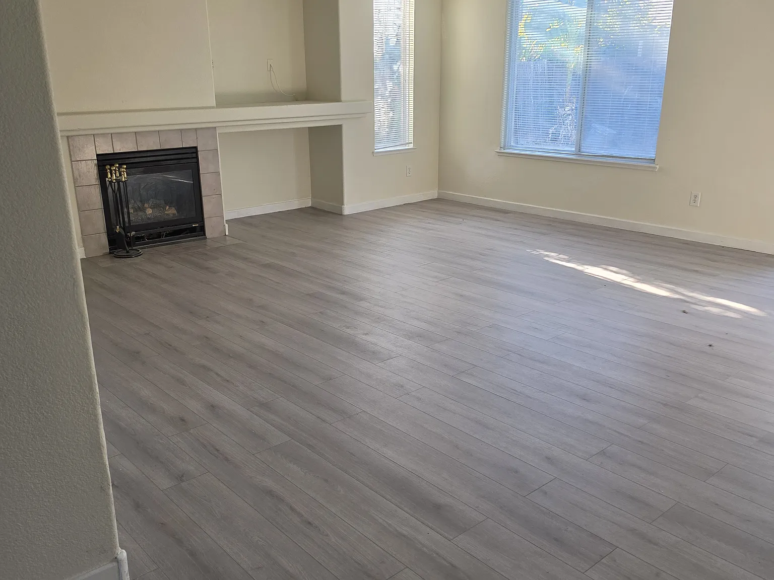 3 bed, 1525 sqft, $3,300 — Photo 1