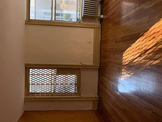 Rented by Chartwell Manhattan Realty