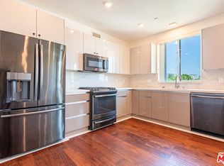 5531 La Mirada Ave UNIT 101, Los Angeles, CA 90038
