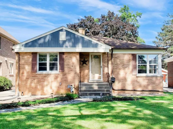 479 N Elm Ave, Elmhurst, IL 60126