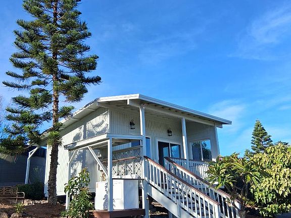 Studio Cottage Front & Side