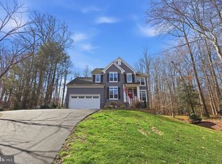 7100 Dark Forest Dr, Manassas, VA 20112