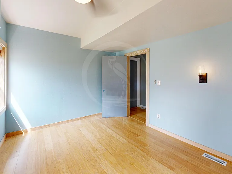 809 Cedar Dr — Photo 8