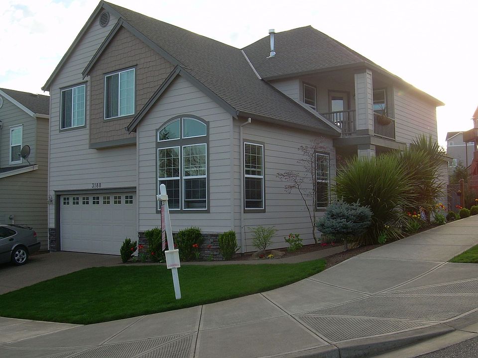 Beautiful Sabo Lane Home