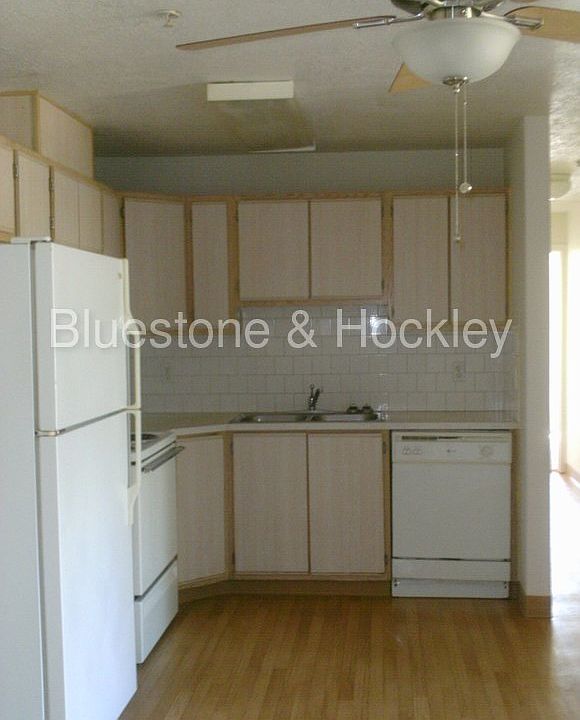 2nd image of 120 SE 143rd Ave APT 06