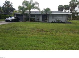 245 Viking Way, Naples, FL 34110
