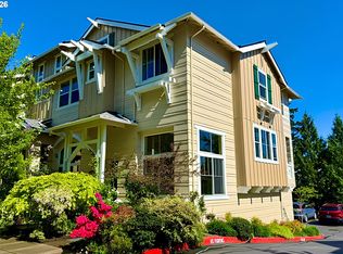2608 SW Hume Ct, Portland, OR 97219