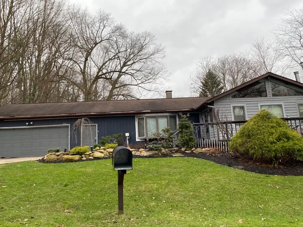 3711 Arrow Ave, Akron, OH 44319