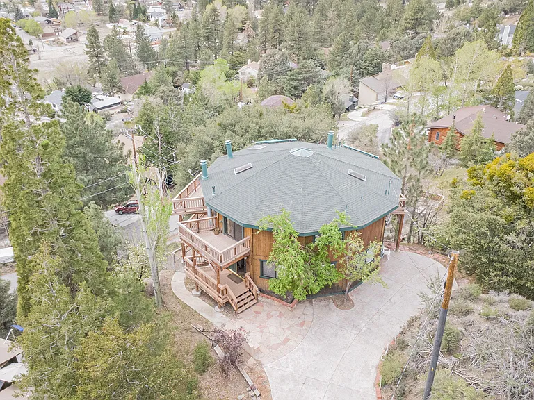 6326 Bluebird Rd — Photo 46