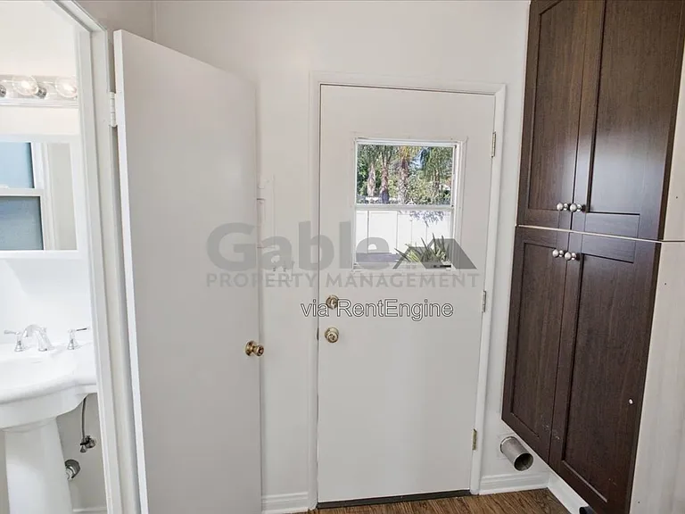 24943 Chestnut St — Photo 11