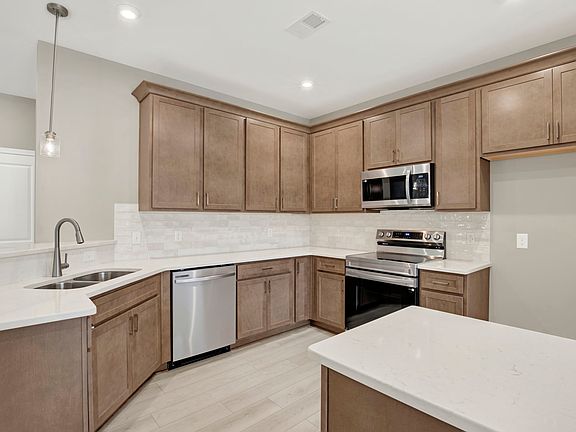 Aspen Plan Kitchen Detail - Gourmet Finishes