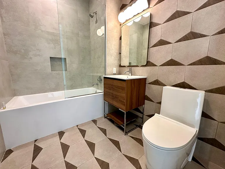 2708 Church Ave #5B — Photo 11