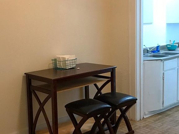 Dining room looking in to kitchen