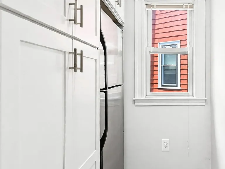 9 Bailey St #3 — Photo 17