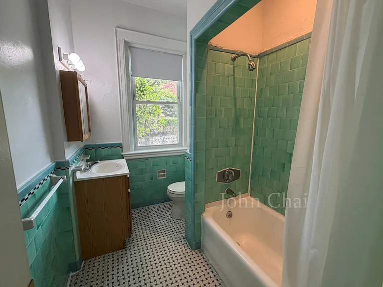2051 Commonwealth Ave #5 — Photo 28