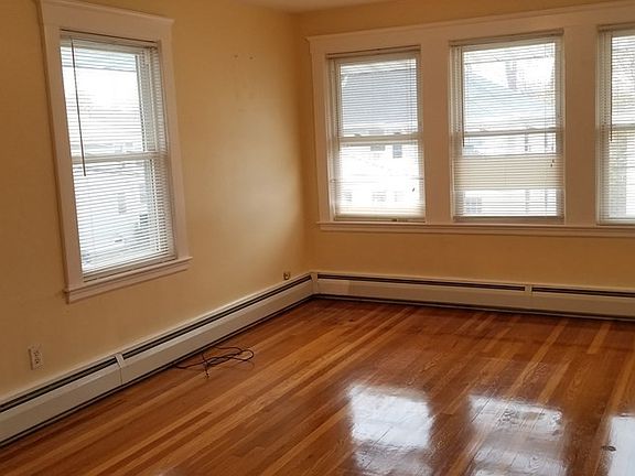 2nd image of 17-23 Ebbett Ave #19