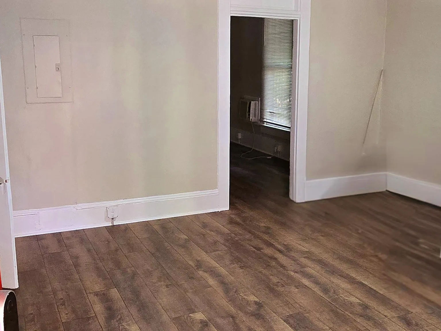 614 Cleveland St — Photo 4