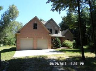6989 Twin Creek Dr, Millington, MI 48746