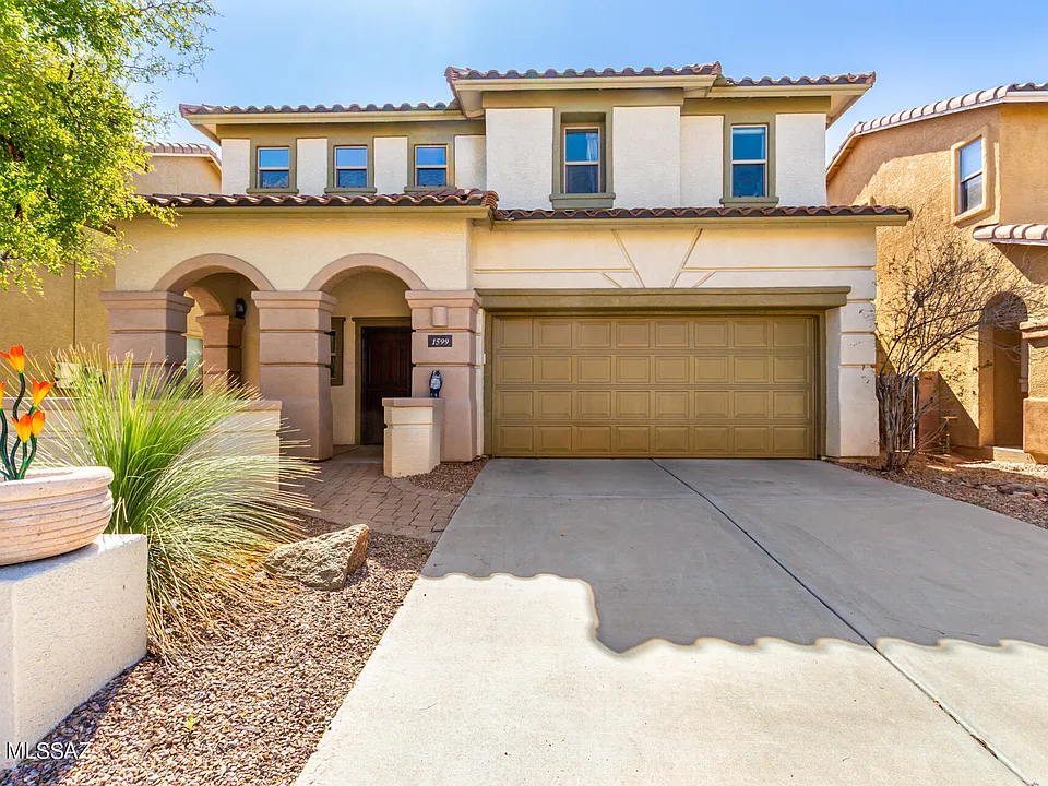 1599 W Homecoming Way