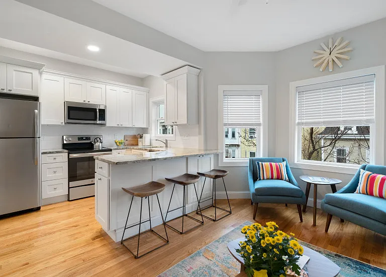 211 Princeton St #3 — Photo 6
