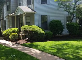 1001 Timber Oaks Rd, Edison, NJ 08820