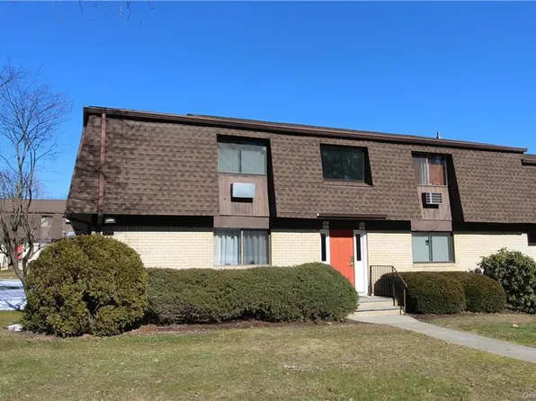 1012 Cherry Ln, Poughkeepsie, NY 12601