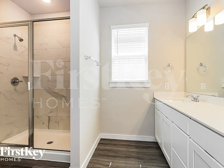 305 N Centro Cir — Photo 12
