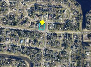 427 Boleyn Cir, Lehigh Acres, FL 33974