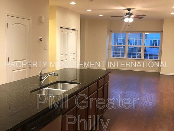5th image of 106 Mercer Ct