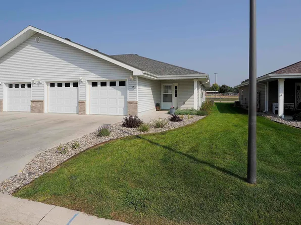 406 Maupin Ln, Sergeant Bluff, IA 51054