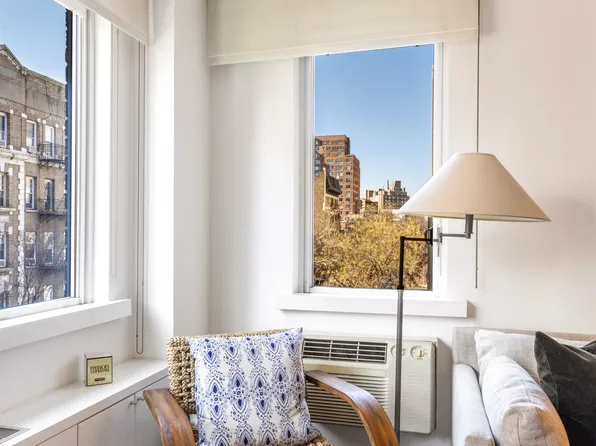 105 West 13th Street image 1 of 9