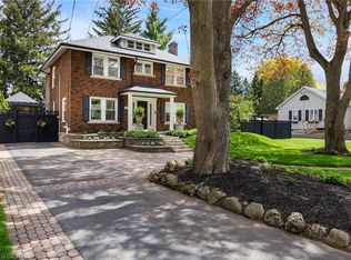 373 Rossmore Blvd, Burlington, ON L7N 1R9