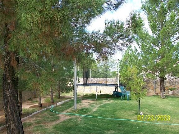 relaxing backyard!