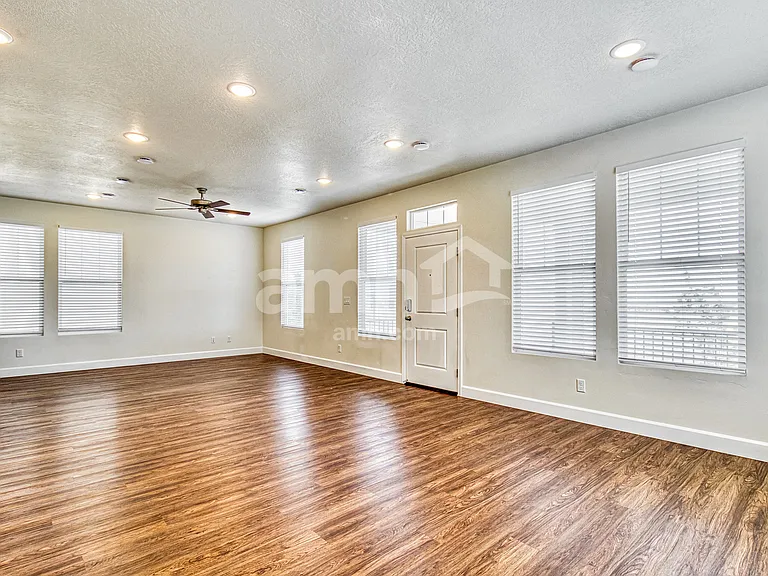 5996 W South Jordan Pkwy — Photo 7
