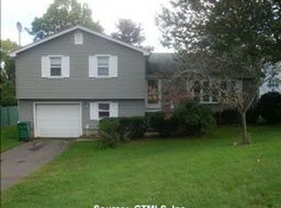 11 Ivory Rd, Bloomfield, CT 06002