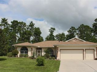 5 Statice Ct, Homosassa, FL 34446