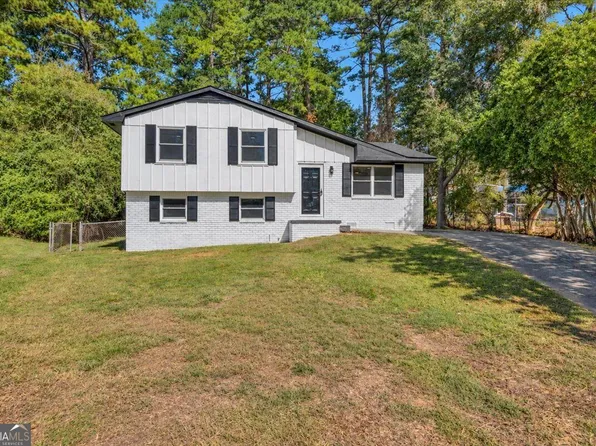 7977 Flanders Ct, Jonesboro, GA 30238