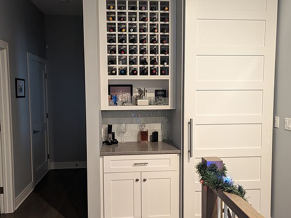 5th image of 3013 W Lyndale St Unit 1