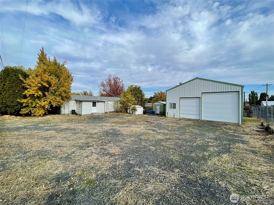 1st image of 115 4th Avenue SE