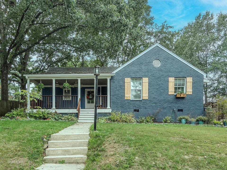1st image of 3823 Kenwood Ave