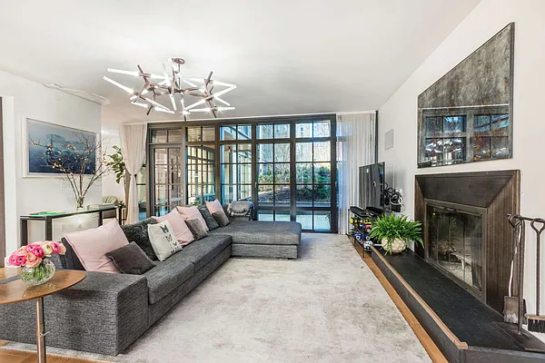 Rented by Brown Harris Stevens | media 9