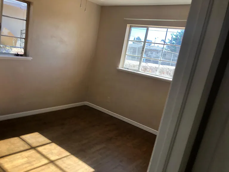 5702 Macon Ln — Photo 8