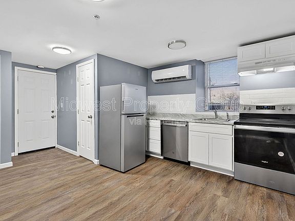 2nd image of 500 S 2nd St #1