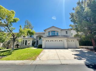 122 Cascade Lake St, Las Vegas, NV 89148